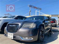 کرایسلەر 300